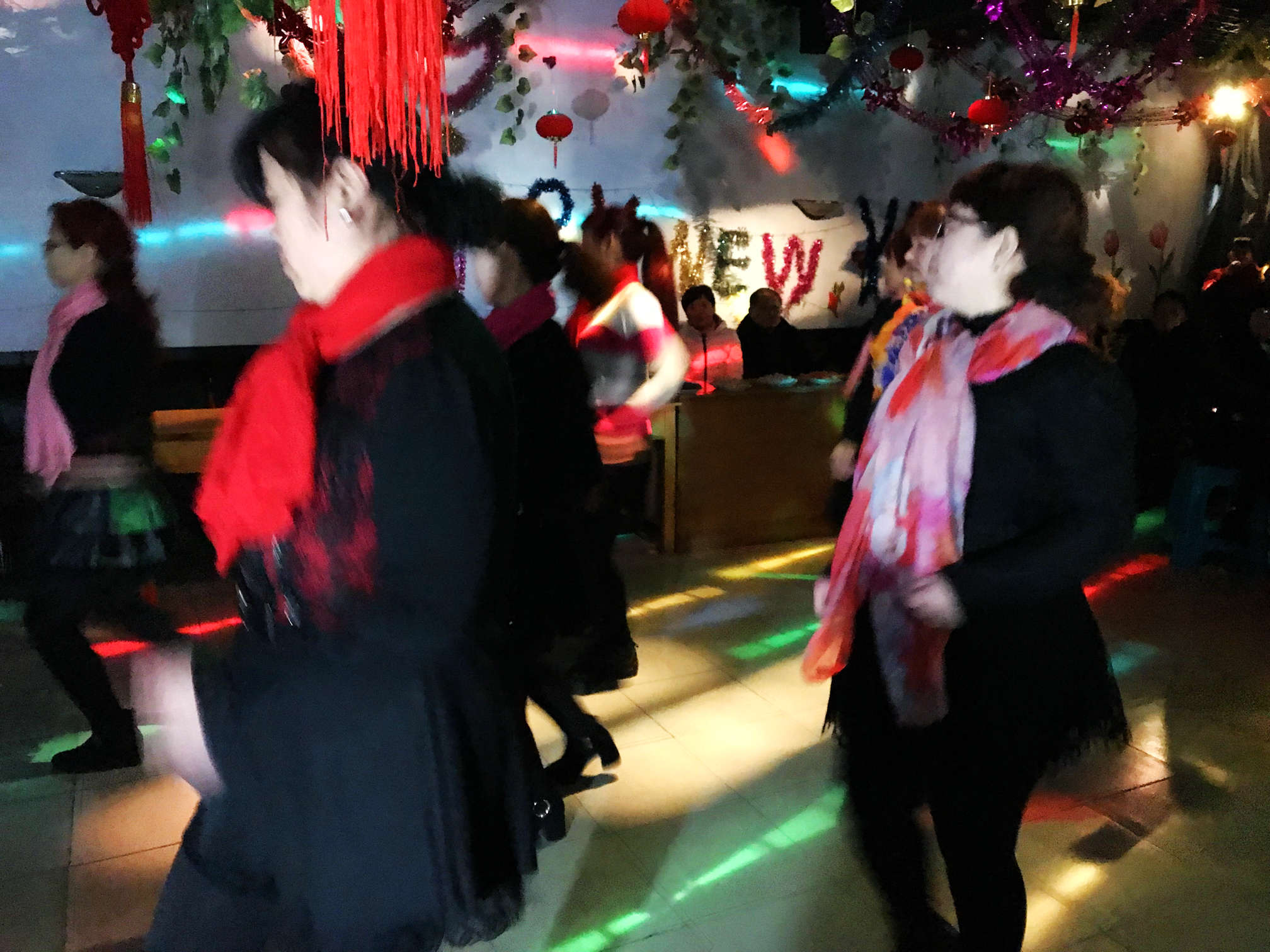 星空体育2018年度暨联欢会